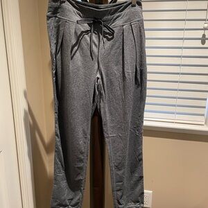 Women’s joggers